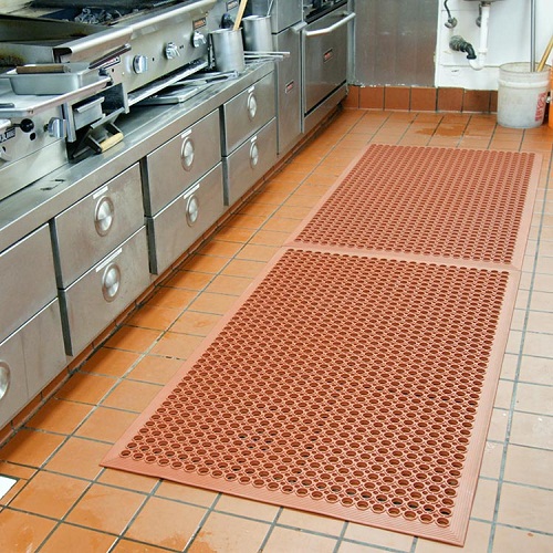kitchen-mat-2.jpg (137 KB)
