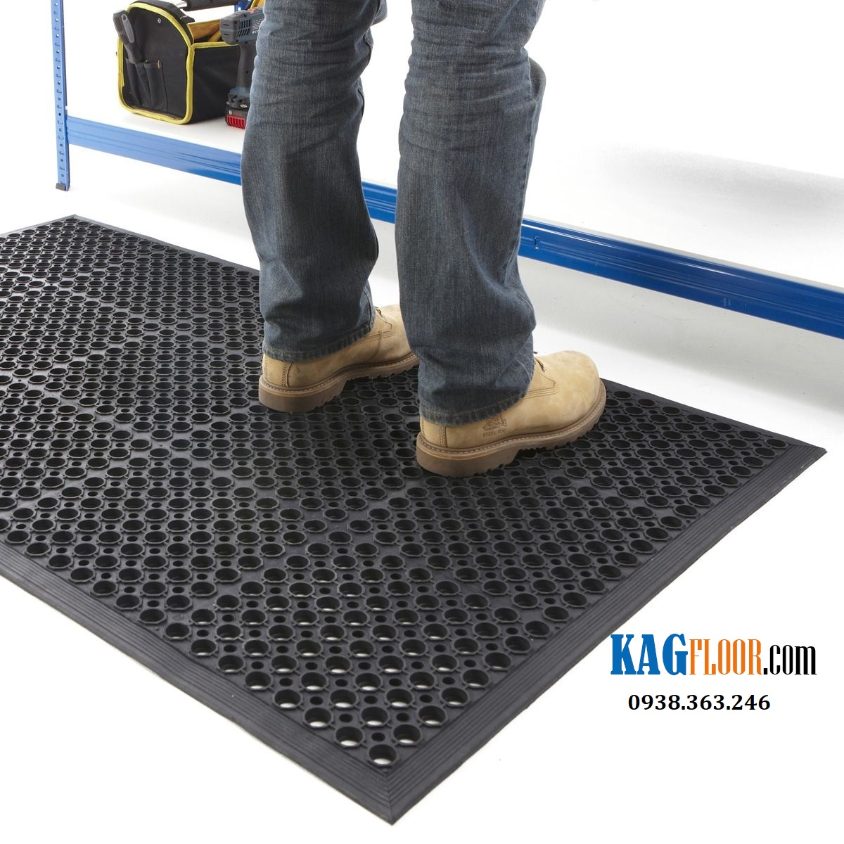 Giải pháp chống mỏi cho người làm việc đứng lâu