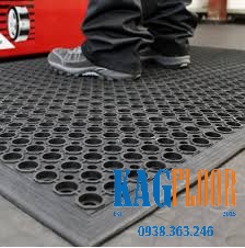 Thảm đứng lâu không đau chân