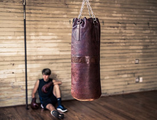 Vì sao nên dùng hạt cao su nhồi bao boxing